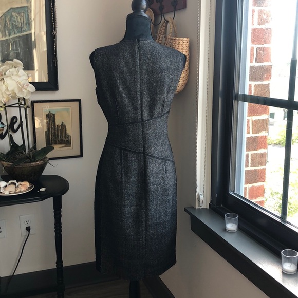 Ellie TAHARI Gorgeous Slimming Cut Dress - Picture 5 of 8